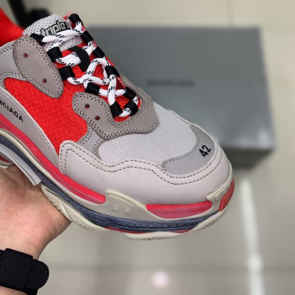 BALENCIAGA TRIPLE S TRAINERS - BB21 - Image 3