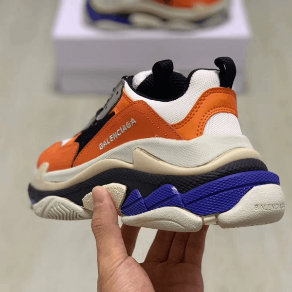 BALENCIAGA TRIPLE S TRAINERS - BB24 - Image 7