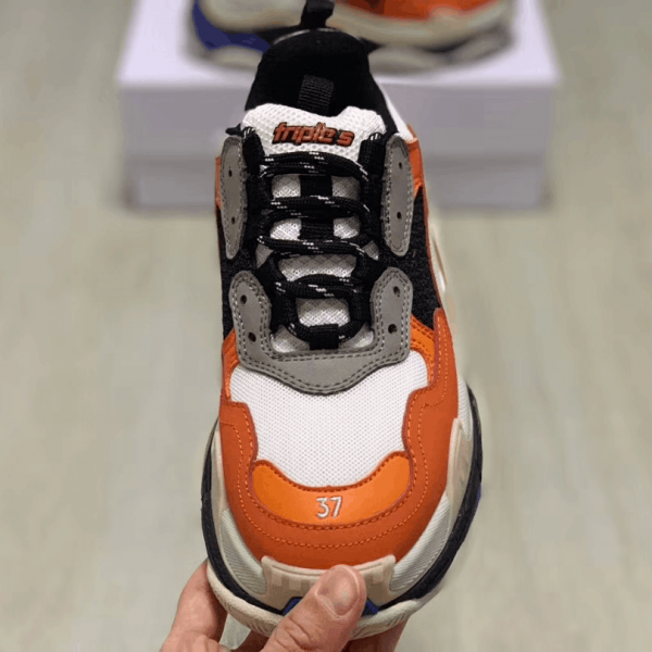 BALENCIAGA TRIPLE S TRAINERS - BB24 - Image 4
