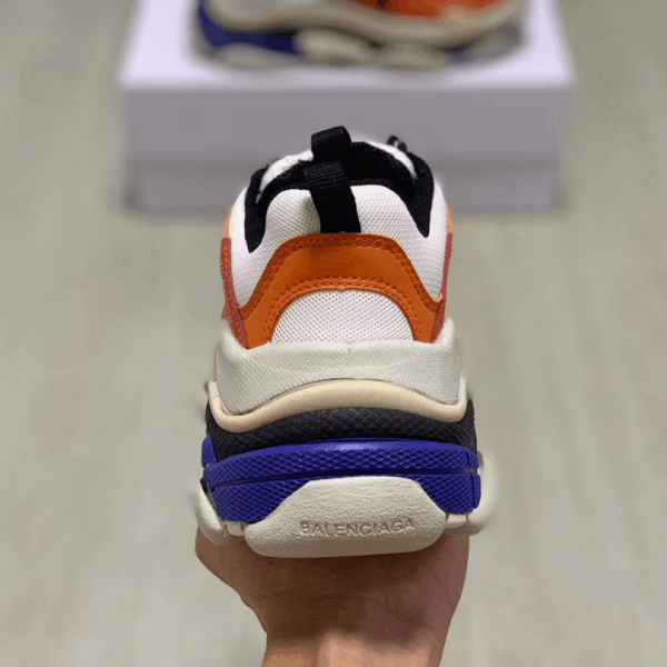 BALENCIAGA TRIPLE S TRAINERS - BB24 - Image 3