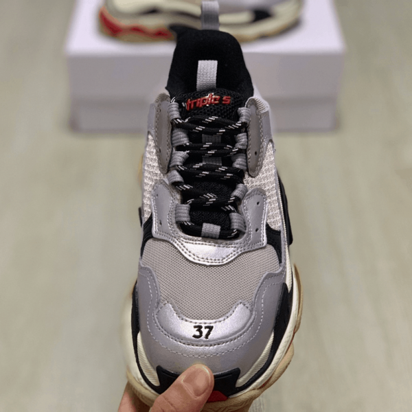 BALENCIAGA TRIPLE S TRAINERS - BB25 - Image 6
