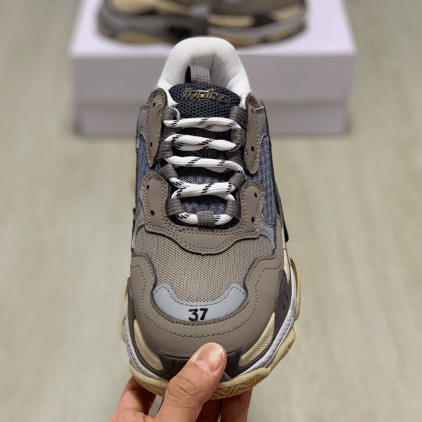 BALENCIAGA TRIPLE S TRAINERS - BB27 - Image 3