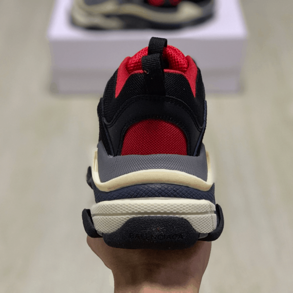 BALENCIAGA TRIPLE S TRAINERS - BB31 - Image 3