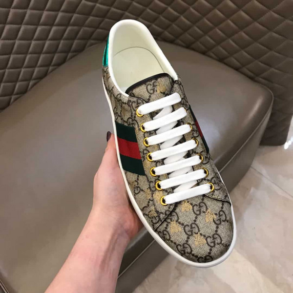 GUCCI ACE GG SUPREME SNEAKER WITH BEES - GC32 - Image 2