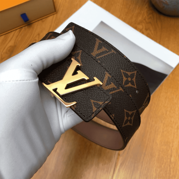 LOUIS VUITTON BELT LV INITIALES REVERSIBLE MONOGRAM ROSE POUDRE - B33 - Image 2