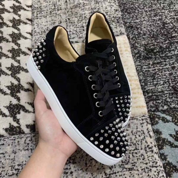 CHRISTIAN LOUBOUTIN LOW TOP SNEAKER - CL3 - Image 2