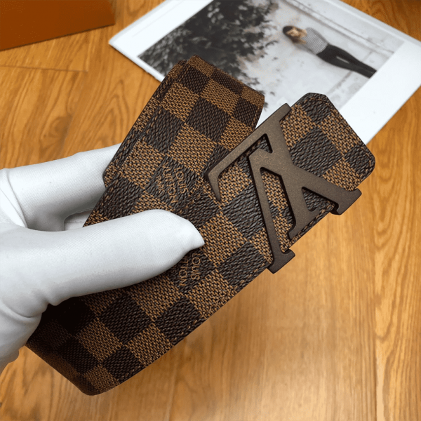 LOUIS VUITTON DAMIER EBENE LV INITIALES BELT - B31 - Image 8