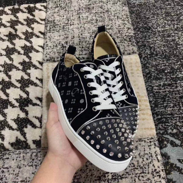 CHRISTIAN LOUBOUTIN LOW TOP SNEAKER - CL74 - Image 8