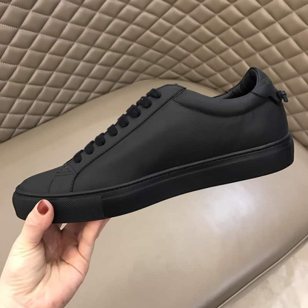 GIVENCHY URBAN STREET LOW-TOP LEATHER TRAINERS TRIPLE BLACK - GVC25 - Image 8