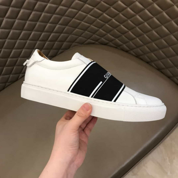 GIVENCHY PARIS STRAP SNEAKERS - GVC48 - Image 2