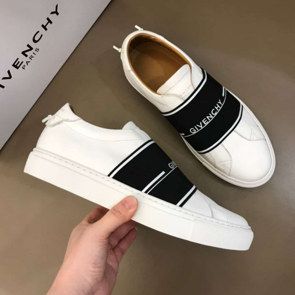 GIVENCHY PARIS STRAP SNEAKERS - GVC48 - Image 6