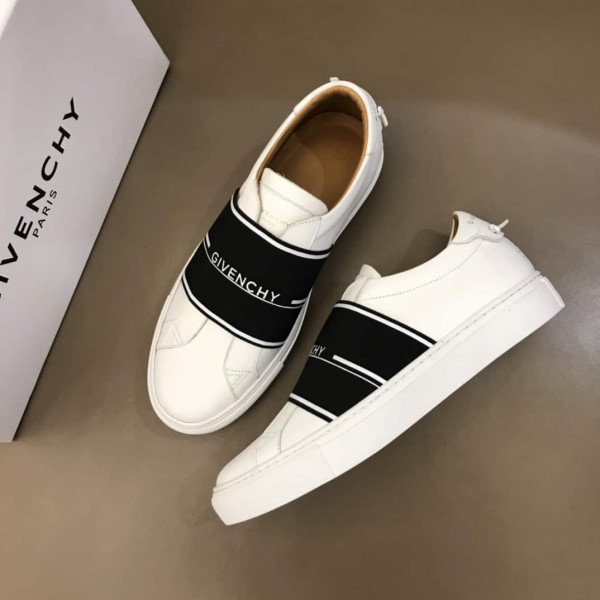 GIVENCHY PARIS STRAP SNEAKERS - GVC48 - Image 3