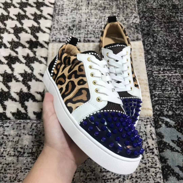 CHRISTIAN LOUBOUTIN LOW TOP SNEAKER - CL26 - Image 7
