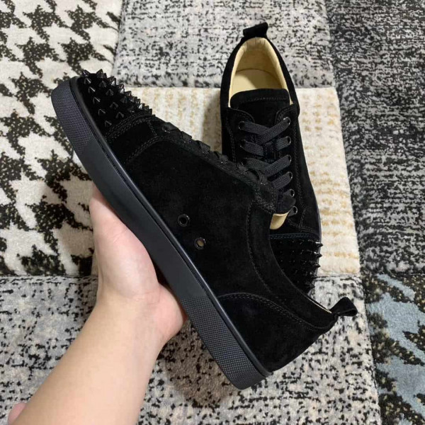 CHRISTIAN LOUBOUTIN LOW TOP SNEAKER - CL9 - Image 6