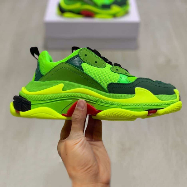 BALENCIAGA TRIPLE S TRAINERS - BB34 - Image 8