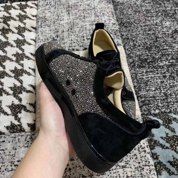 CHRISTIAN LOUBOUTIN LOW TOP SNEAKER - CL39 - Image 5