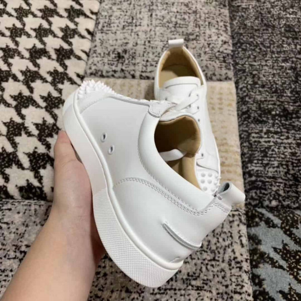 CHRISTIAN LOUBOUTIN LOW TOP SNEAKER - CL5 - Image 5