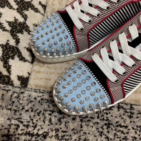 CHRISTIAN LOUBOUTIN LOW TOP SNEAKER  - CL66 - Image 4
