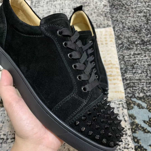 CHRISTIAN LOUBOUTIN LOW TOP SNEAKER - CL9 - Image 4