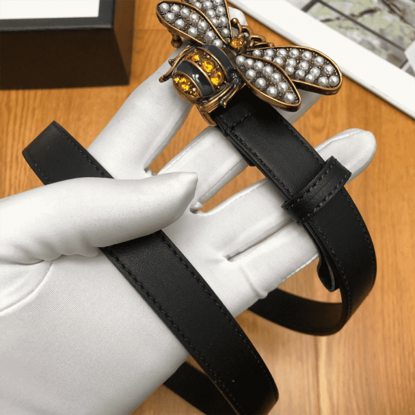 GUCCI BEE BUCKLE BELT - B17 - Image 4