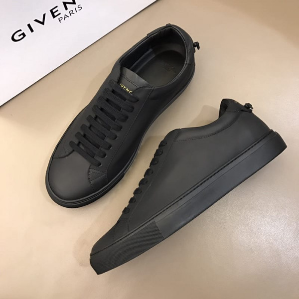 GIVENCHY URBAN STREET LOW-TOP LEATHER TRAINERS TRIPLE BLACK - GVC25 - Image 3