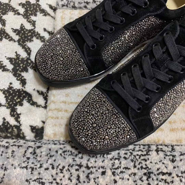 CHRISTIAN LOUBOUTIN LOW TOP SNEAKER - CL39 - Image 3