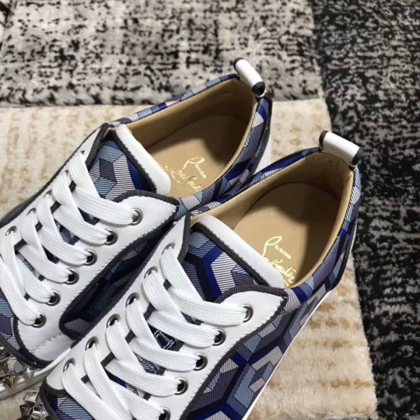CHRISTIAN LOUBOUTIN LOW TOP SNEAKER - CL10 - Image 3
