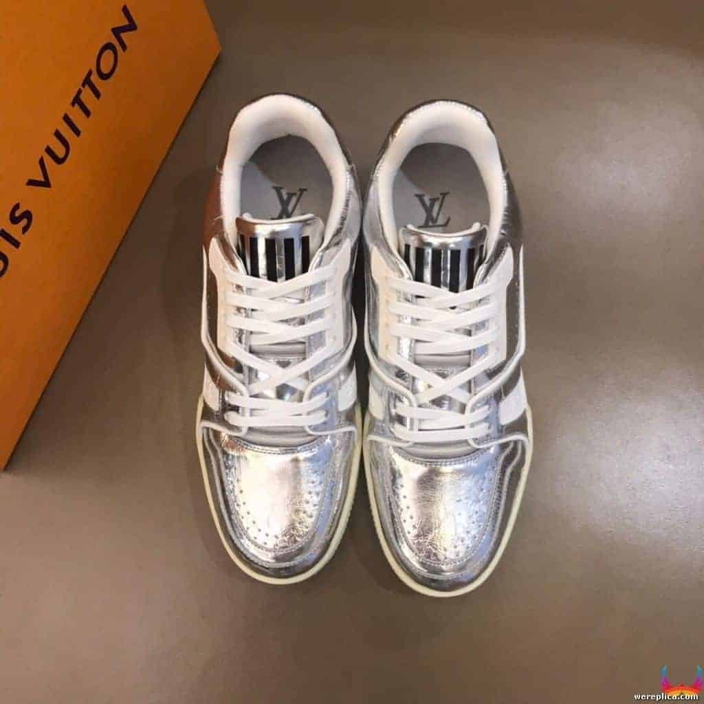 LOUIS VUITTON VNR SNEAKER – LV190 - We Replica!