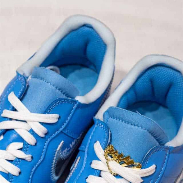 NIKE X OFF-WHITE AIR FORCE 1 LOW MCA SNEAKERS - NK02