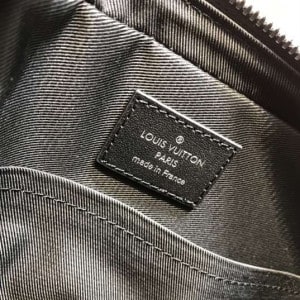 LOUIS VUITTON TRUNK SLING BAG - WLM204