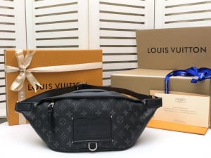 LOUIS VUITTON DISCOVERY BUMBAG - WLM195