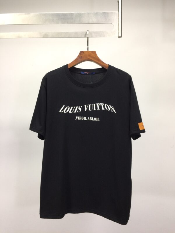 Louis Vuitton T-shirt - LSVT0108
