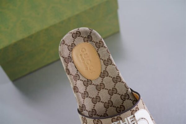 GUCCI x THE NORTH FACE SLIDE SANDALS - GCS04 - Image 5