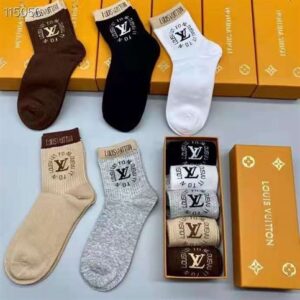 LOUIS VUITTON SOCKS - LVSS23