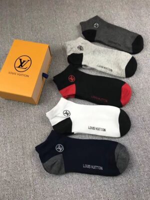 LOUIS VUITTON SOCKS - LVSS05