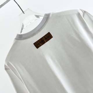 Louis Vuitton 2022 3D Graphic Printed Alphabet T-Shirt - LSVT54 - Image 6