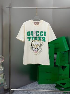 GUCCI TIGER T-SHIRT - GCS117