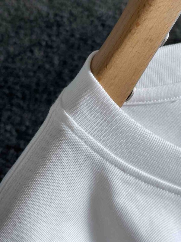 GUCCI T-SHIRT - GCS181 - Image 2
