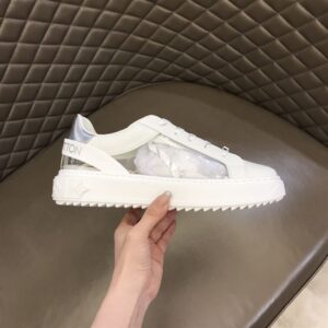 LOUIS VUITTON SNEAKERS - LSVT160