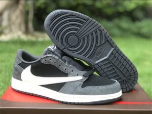 Air Jordan 1 Low x Travis Scott - AJH044