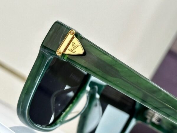 LV SUNGLASSES - GLS04 - Image 16