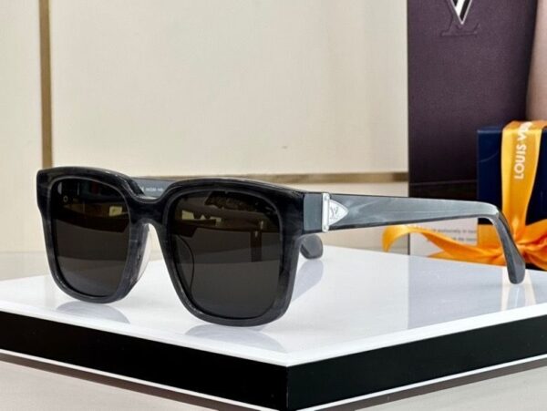 LV SUNGLASSES - GLS04 - Image 34