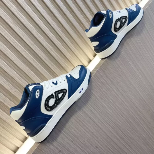 B57 MID-TOP SNEAKER - CD166 - Image 5