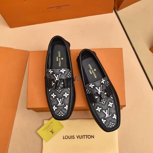 Louis Vuitton Loafers - LLV85