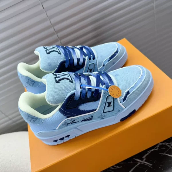LOUIS VUITTON TRAINER SNEAKERS – LSVT405