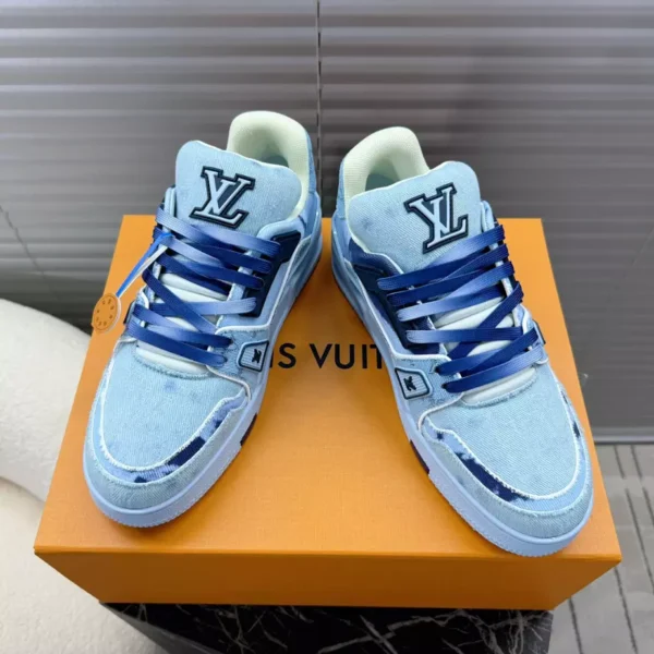 LOUIS VUITTON TRAINER SNEAKERS – LSVT405