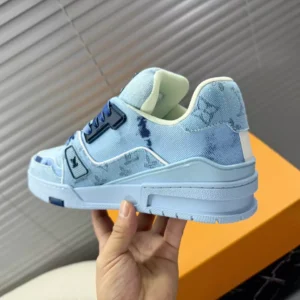 LOUIS VUITTON TRAINER SNEAKERS – LSVT405