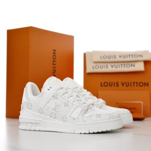LOUIS VUITTON TRAINER SNEAKERS – LSVT407