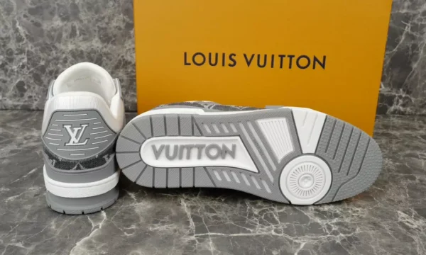 LOUIS VUITTON TRAINER SNEAKERS – LSVT409