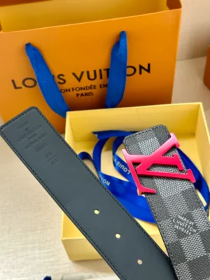 LOUIS VUITTON BELT - B0316